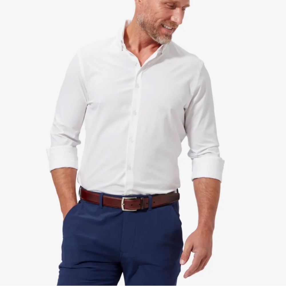 Mizzen + Main white standard fit dress shirt